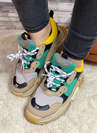 Balenciaga Triple S живое фото 8