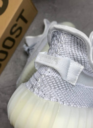 Кроссовки Adidas Yeezy Boost 350 V2 Static Reflective живое фото 4
